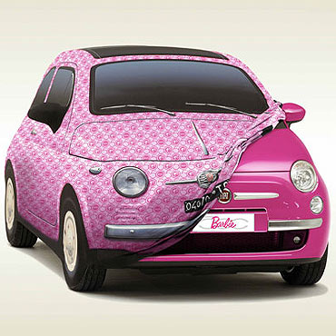 Fiat 500 na 50-te urodziny lalki Barbie