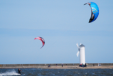 winoujcie dobrym miejscem dla kite- i -windsurfingu