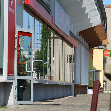 Zodziej ukrad perfumy