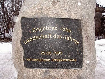 Pamiątkowy obelisk odnowiony