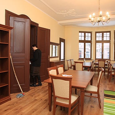 Zbudowali placwki pomocy spoecznej 