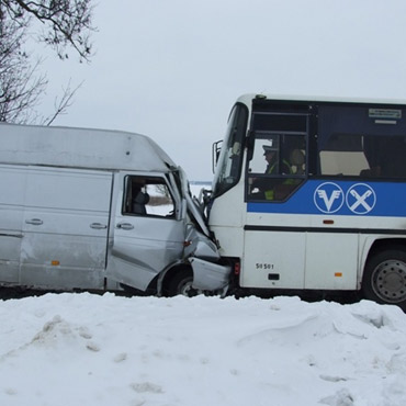 Wypadek autobusu szkolnego