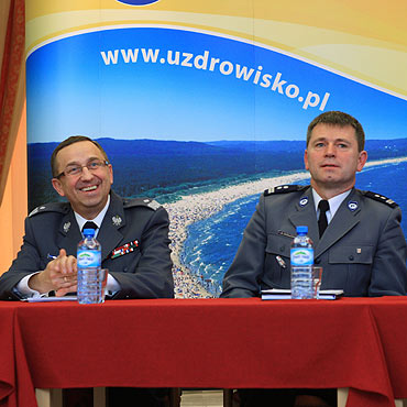 Policjanci na pitk