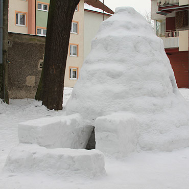 Bawany s liczne, ale ju nieco nudne. Teraz stawiaj igloo i baniowe postacie