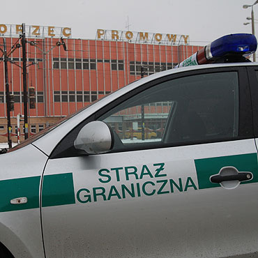 Rosjanie prbowali uciec do Szwecji. 13-letni chopiec mia paszport wystawiony na dziewczynk