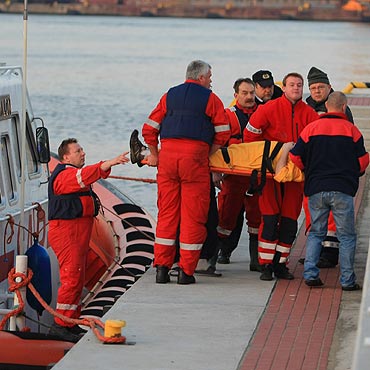 SAR zabra z pokadu promu Gryf chorego marynarza 
