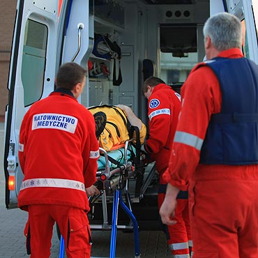 SAR zabra z pokadu promu Gryf chorego marynarza 