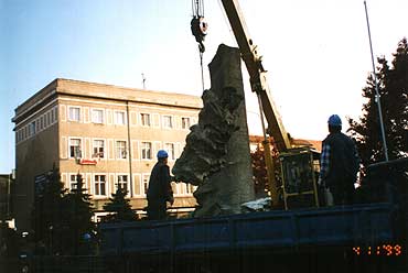 Pomniki z Placu Słowiańskiego. Cz. 2.