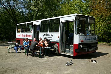 Podruj starym autobusem