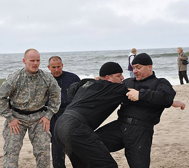 Obóz Szkoleniowy Police Defensive Tactics Hayabusa & Modern Combat.