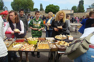 „Czwrka” zaprasza na huczn zabaw! Czwarty Piknik Rodzinny ju 29 maja.