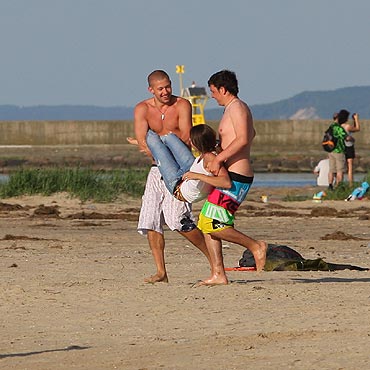 Kitesurferzy czekaj na wiatr