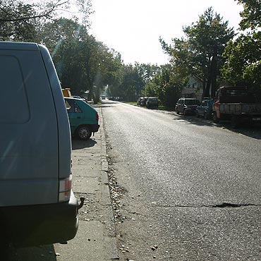 Brakuje kursw autobusowych. Ludzie musz chodzi na pieszo 