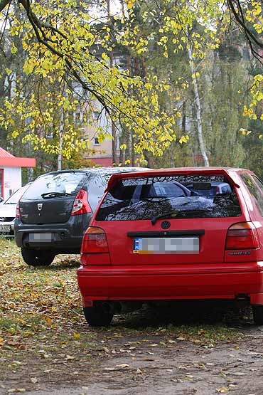 Na Krzywej brakuje parkingw