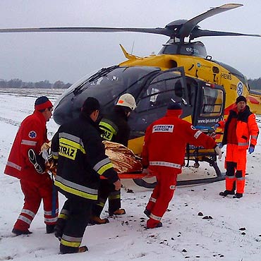 Darzowice: Kierowca cudem unikn mierci. Straci zby uderzajc w kierownic 