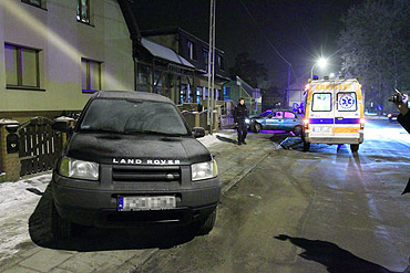 Wypadek na Grottgera. Mody kierowca potrci mczyzn i chcia uciec. Zobacz film!