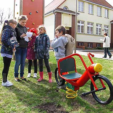 „Czytamy dzieciom” w plenerze