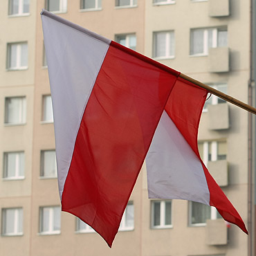 Platforma Obywatelska ponownie rozdaje flagi