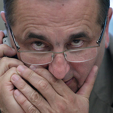 Prezydent nie dotrzymuje przedwyborczych obietnic?