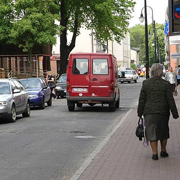 Parkuj na zakazie. Samochody nie mog si wymin 