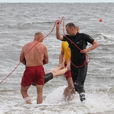 Błękitna flaga już łopocze nad kąpieliskiem