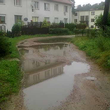 Nie mog dojecha do domw. Woda zalaa ulic