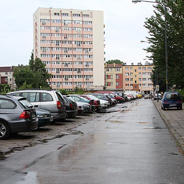 Turyci parkuj na osiedlach. Dla mieszkacw nie ma ju miejsca 