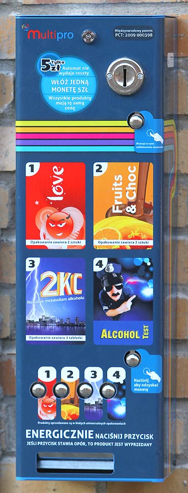 Automat z prezerwatywami i proszkami na kaca stan na deptaku