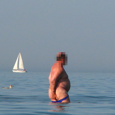 Obleny golas obnay si na oczach plaowiczw