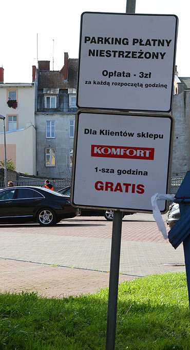 Za Komfortem kasują za parking