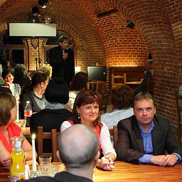 Biznes i Kultura czyli…<br>Izba na herbatce<br> Zobacz film!