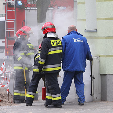Wybuch skrzynki elektrycznej. Strażacy ugasili pożar