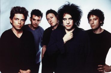 The Cure dobroczynnie i koncertowo.