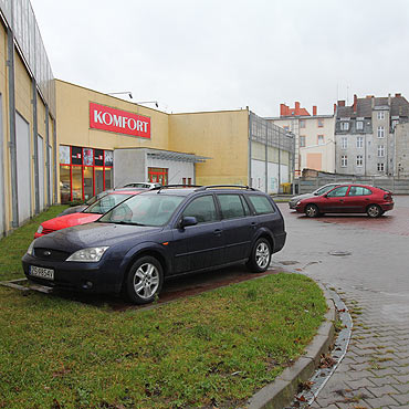 Na parkingu kasuj nawet klientw sklepu