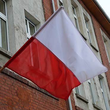 Platforma Obywatelska po raz kolejny rozdaje flagi
