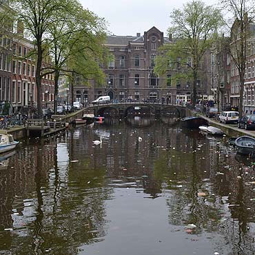 W Amsterdamie jest jeszcze brudniej 