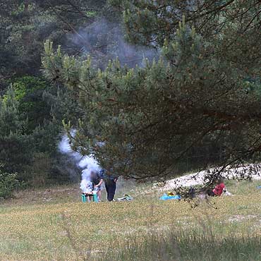 Brakuje miejsc na grilla „pod chmurk”