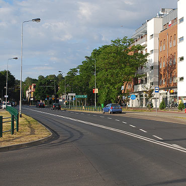 W drodze do „Biedronki”… slalom midzy samochodami