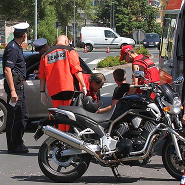Wymusiła pierwszeństwo. Wjechała w motocyklistę