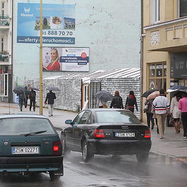 Komisja estetyzacji powinna si zaj „blaszakami” w centrum miasta 