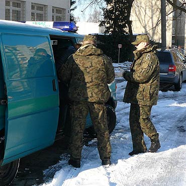 Poszukiwani zatrzymani: przed i po powrocie ze Szwecji   