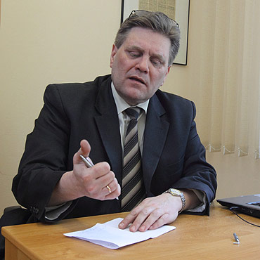 Karelus:  Szcztki ydowskie przeniesiono z parku wczeniej