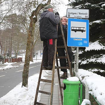 Wymieniaj tabliczki na nowe. Bd bardziej czytelne