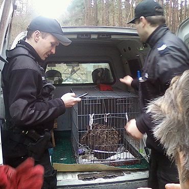 Policjanci nie tylko pomagają ludziom