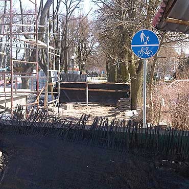 Zablokowali ciek dla rowerw. Cyklici musz poczeka do maja