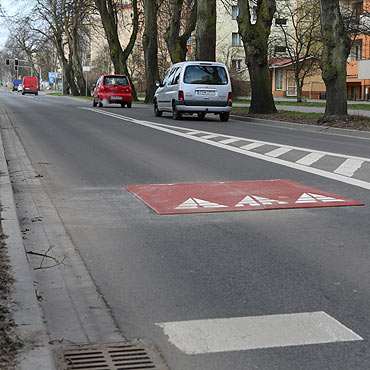 Zamontowali spowalniacz na ul. Grunwaldzkiej