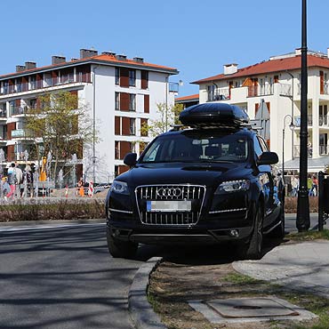 Wielka majówka – początek parkingowego „Sajgonu”