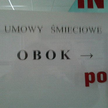W urzdzie zatrudniaj na „mieciwkach”?