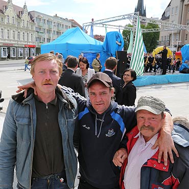 Tumy na Placu Wolnoci. Tak ma by czciej! Zobacz film!