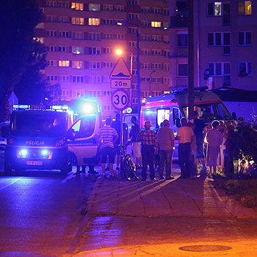 Spadł z IV-go piętra. Policja bada okoliczności zdarzenia